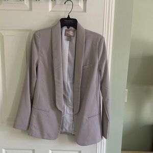 Forever 21 Women's Light Gray/Tan Blazer
